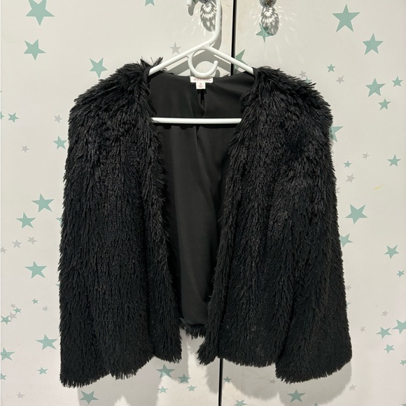 Furry coat - Picture 1 of 3